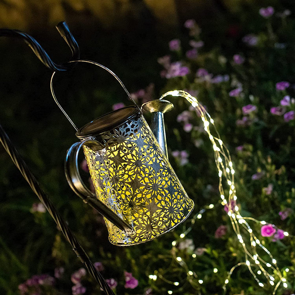 Solar Watering Can Lights, Large Retro Metal Hanging Solar Lights Outdoor Waterproof, Gifts for Women Mom Grandma Birthday, outside Yard Garden Porch Lawn Patio Decoration, Warm White